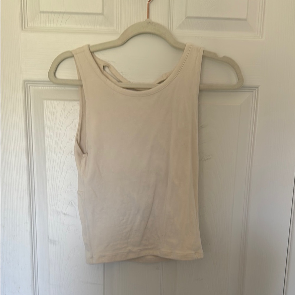 American Eagle Outfitters Cream Fitted Sleeveless Tank Top